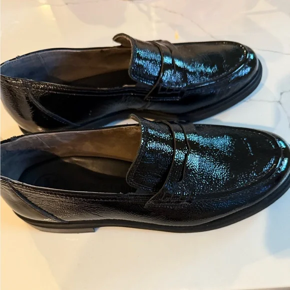 Paul Green Black Flats Modern Penny Loafers